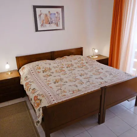 Flaminia.5 *